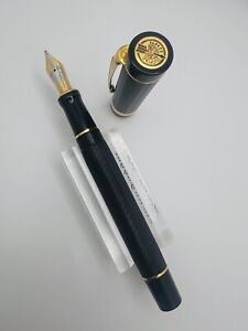 PARKER Duofold Greenwich Meridian Special Edition Fountain Pen 18k Nib