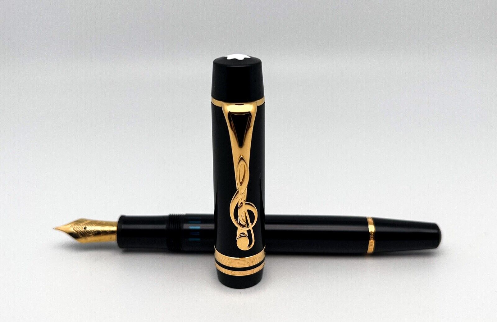 Montblanc Leonard Bernstein Fountain Pen & Set with Fine Nib - MINT