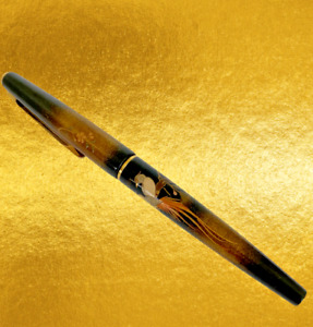 Vintage Pilot Namiki Maki-e RAKUCHO Love Birds by Hisao Kokkokai 18K Gold Nib