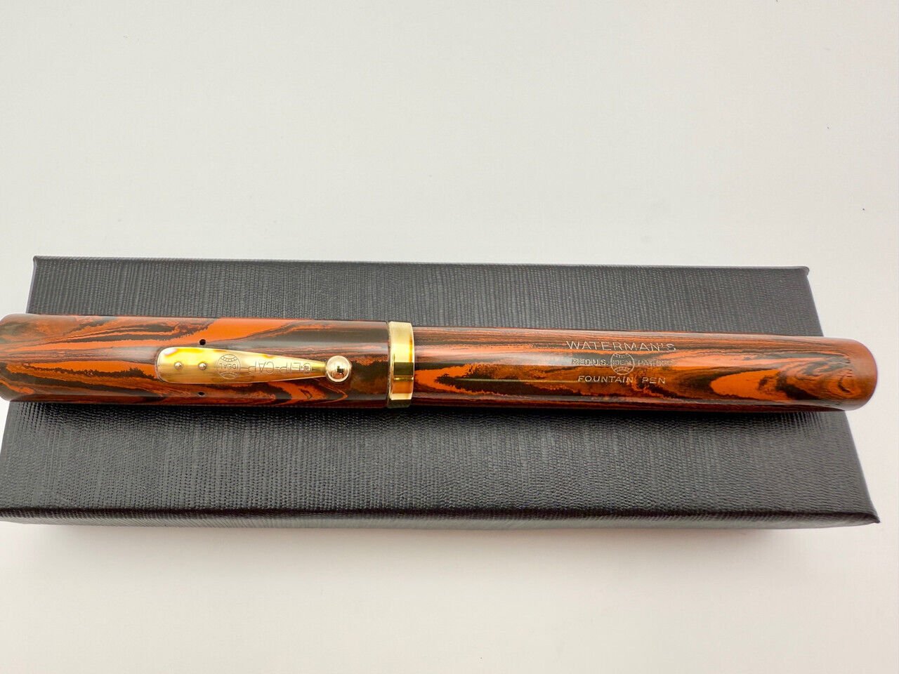 WATERMAN 58 RED RIPPLE HARD RUBBER FOUNTAIN PEN #8 XF 14K FLEX MINT