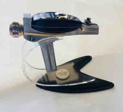 RARE 1995 Limited Edition STAR TREK Franklin Mint PHASER & Stand Movie Prop AFA 