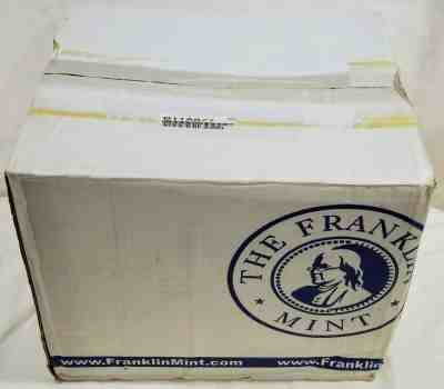 Franklin Mint 1/24 Scale  HARLEY DAVIDSON SOFTAIL GARAGE** Brand New in Box!