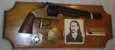 WILD BILL HICKOCK Display & Badges Replica Pistol BKA 217