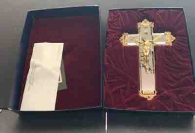Franklin Mint Mirrored Cross with COA