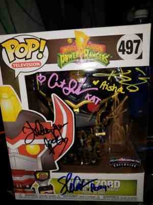 Funko Pop #497 Power Rangers Black and Gold Megazord Power Morphicon **SIGNED**