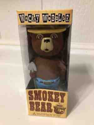 Wacky Wobbler Smokey Bear 2001 Retired Funko Bobblehead 