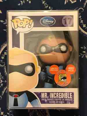 Funko Pop  SDCC 2011 Exclusive Mr. Incredible Blue Suit MIB