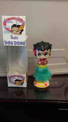 FUNKO BETTY BOOP HULA WACKY WOBBLER ALOHA BOBBLE HEAD