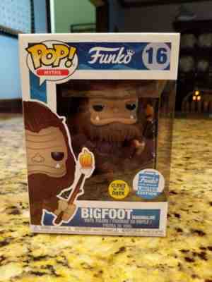 FUNKO POP! BIGFOOT WITH GLOW MARSHMELLOW FUNKO SHOP EXCLUSIVE MYTHS