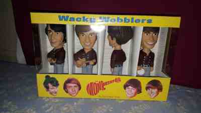 Set of 4 MONKEES WACKY WOBBLERS BOBBLEHEAD DOLLS New In Box 1990s!!