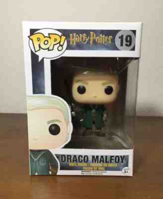 Funko Pop! Draco Malfoy Quidditch W/Nimbus 2001 Broomstick #19 VAULTED BRAND NEW