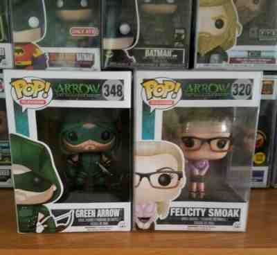 Arrow Felicity Smoak #320  Vaulted & Green Arrow #348