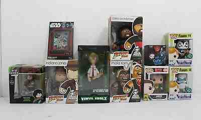 Lot Of 10 Vinyl Toy Figures Pop Funko Mini Muggs Vinyl Idolz  Loot Crate