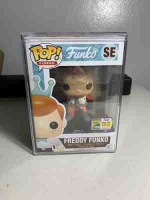 Freddy Funko Pop-SDCC 2017 Fundays Freddy Poe Dameron-LE 200 Excellent Box!