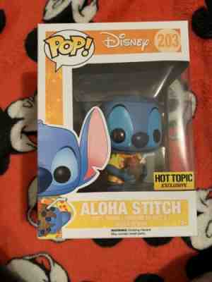 Funko Pop Disney Aloha Stitch 203 - Hot Topic Exclusive w/Pop Protector