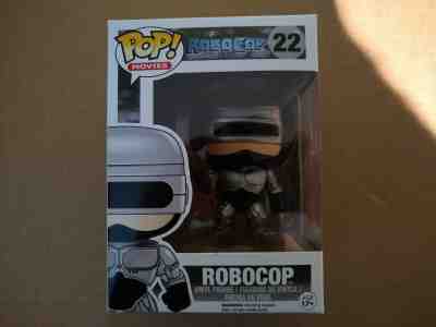 Funko Pop Movies Robocop - VAULTED/95% MINT CONDITION!!