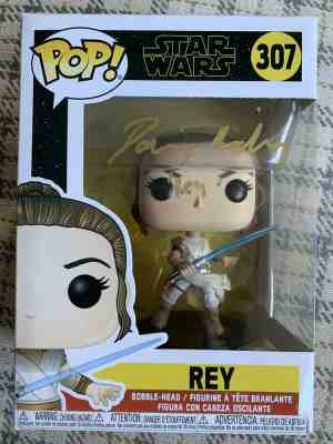 DAISY RIDLEY SIGNED FUNKO POP! *REY, STAR WARS* #307