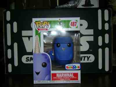 FUNKO POP ELF NARWHAL TOYSRUS EXCLUSIVE-VHTF