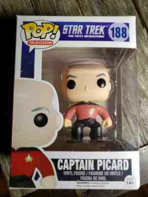 Star Trek The Next Generation Funko POP! TV Captain Picard #188 in PROTECTOR 