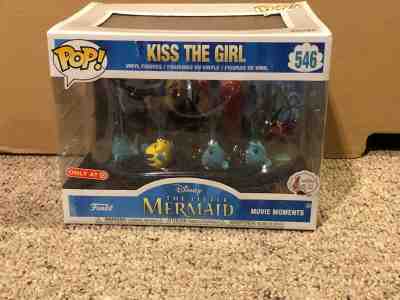 FUNKO POP **KISS THE GIRL LITTLE MERMAID MOVIE MOMENTS 546 EXC** NEW TARGET