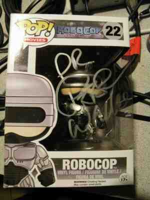 RARE Peter Weller SIGNED Robocop Funko Pop Vinyl Retired Movie Figure LOT 22