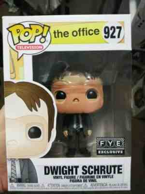 FUNKO POP THE OFFICE #927 DWIGHT SCHRUTE WITH CPR MASK FYE EXCLUSIVE 