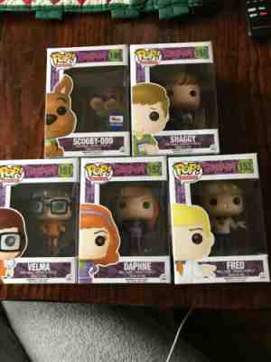 Scooby Doo: Scooby 149, Shaggy 150, Velma 151, Daphne 152, Fred 153 W/protectors