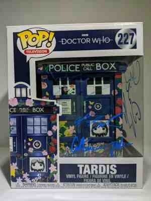 Doctor Who Tardis #227 Funko Pop JSA Signed by Cast Tennant Capaldi Gillan Tate