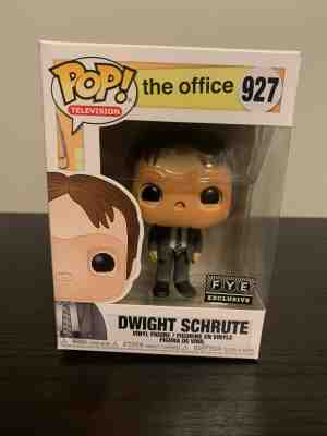 Funko Pop #927 The Office Dwight Schrute CPR Mask Exclusive Brand New!