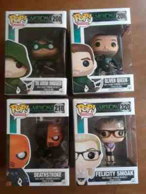 Funko Pop Arrow Lot Of 4 *Mistake* Arrow Unmasked, Felicity Smoak, Deathstroke,