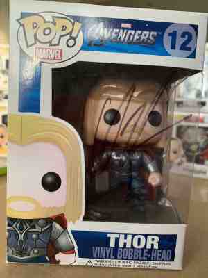 CHRIS HEMSWORTH Signed Funko Pop! Marvel Thor (The Avengers) #12