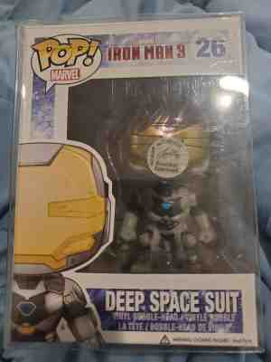 Signed stan lee! Funko Pop! Vinyl MARVEL: #26 DEEP SPACE SUIT (Iron Man 3), rare