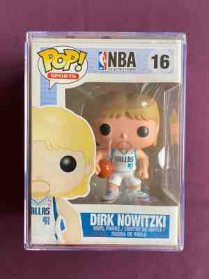 Funko Pop NBA Dirk Nowitzki 16 Holy Grail