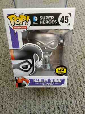 Funko Pop Harley Quinn SILVER HOT TOPIC EXCLUSIVE 