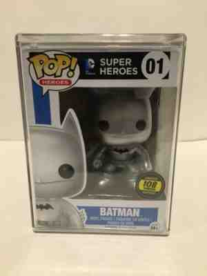 Funko Pop Hot Topic Gift Not Sold Silver metallic Batman 01 VHTF Limited 108