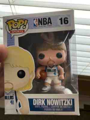 NBA Dirk Nowitzki 16 Funko Pop *RARE*