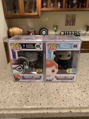 #45 - Silver Harley Quinn & # 46 - Freddy Funko Kylo Ren Funko Pops