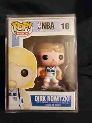 Funko POP! 16 Dirk Nowitzki Vaulted! Beautiful Condition! Comes with pop stack!