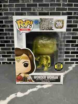 Funko Pop! Justice League Gold Wonder Woman #206 Hot Topic Exclusive 1 of 180 pc