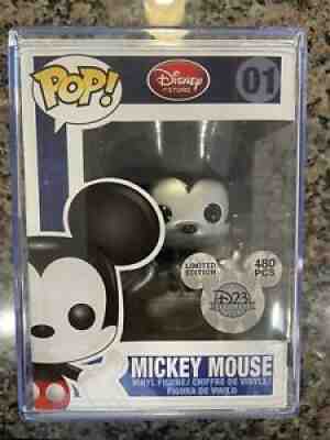 Pop Disney D23 2011 Exclusive : Mickey Mouse Metallic 01 Vinyl Figure