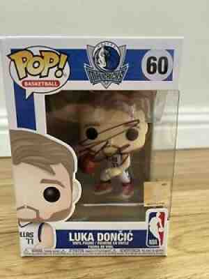 NBA LUKA DONCIC SIGNED FUNKO POP FIGURE w/ PSA COA DALLAS MAVERICKS PROOF