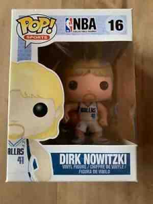 Funko POP! 16 Dirk Nowitzki Vaulted