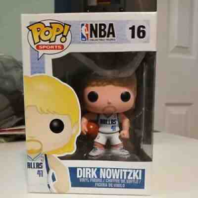 Funko Pop Dirk Nowitzki Very Rare. Near Mint with pop stack