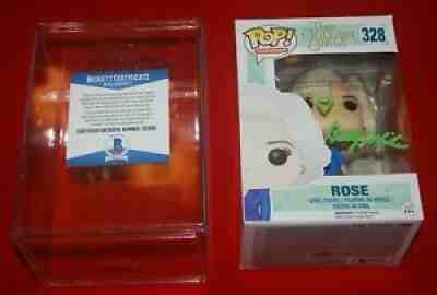 BETTY WHITE Golden Girls ROSE signed Funko Pop Beckett COA 1