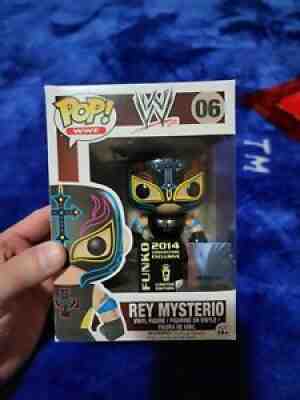 Rey Mysterio Black Funko POP! #06 in Pop WWE SDCC/2014 Convention ExclusiveÂ 