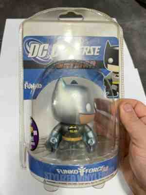 funko Clamshell BATMAN 2010 SDCC 480LE Metallic