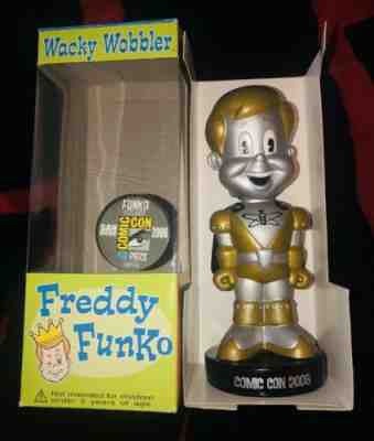 Funko Atomic Freddy Metallic 2006 SDCC Funko Fundays 48 Piece Wacky Wobbler Pop