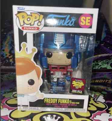 SDCC 2022 Funko Fundays Freddy Funko as Optimus Prime LE500 Transformers