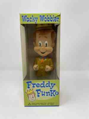 FREDDY FUNKO GOLD SUIT 2002 WACKY WOBBLER 48 MADE RARE GRAIL! FUNDAYS