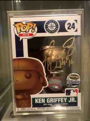 Funko POP! MLB: Ken Griffey Jr. #24 Bronze LE 24 HOF signed Seattle Mariners